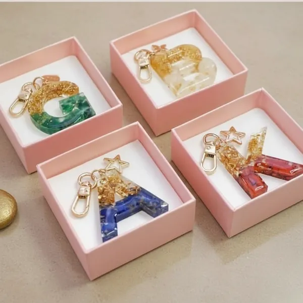 Resin_Letter_Keychain_With_Glitter_And_Gold_Foil