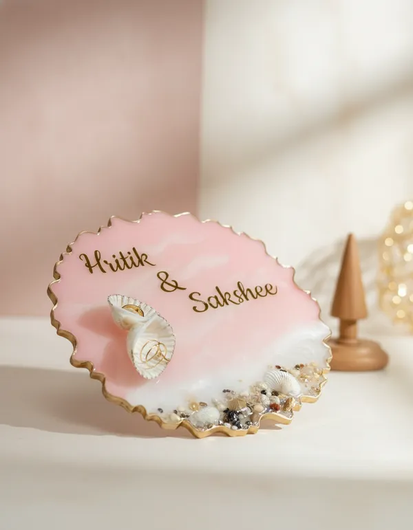 Personalized_Wedding_Ring_Platter_With_Names_-_Pink_&_White_Resin_Tray_With_Seashell_Decor