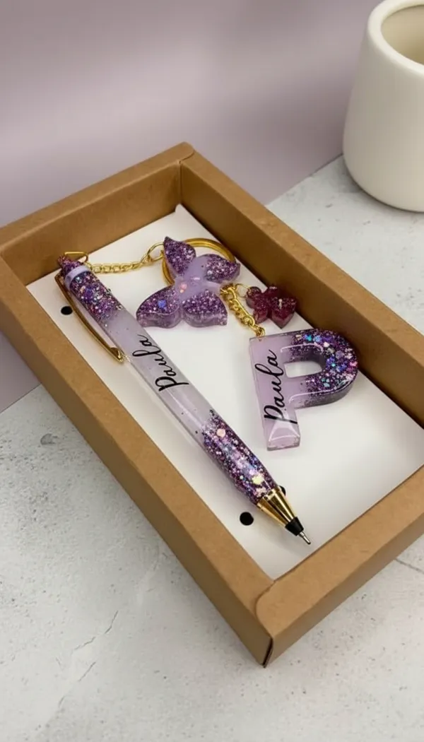 Personalized_Purple_Glitter_Resin_Pen_Gift_Butterfly_With_Alphabet_Keychain_Set