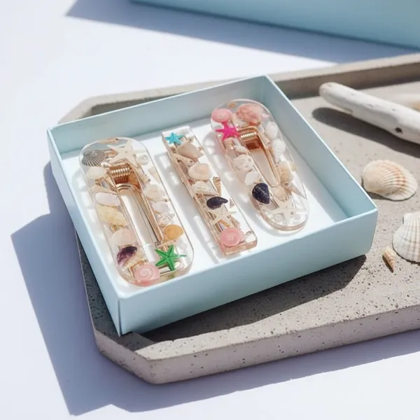 Resin_Hair_Clip_Set_With_Seashell_And_Starfish_Design_(3_Pieces)