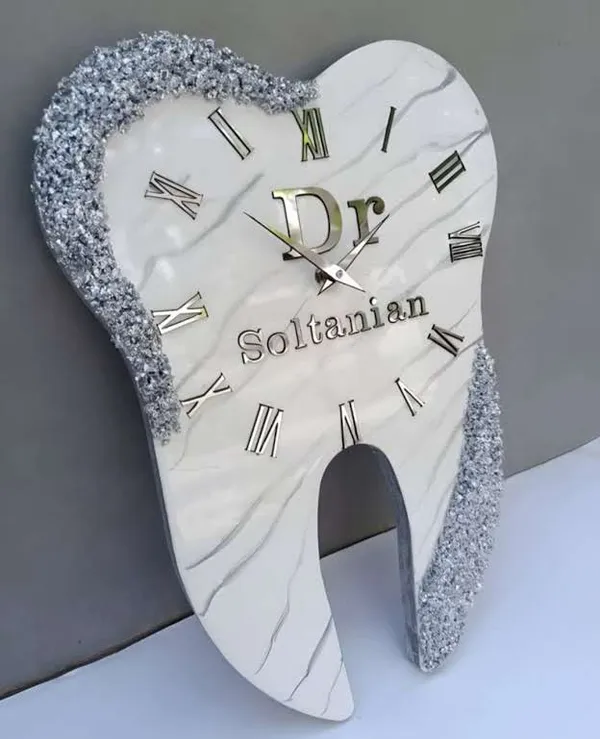 Decorative_Dr._Tooth-Shaped_Wall_Clock_With_Silver_Glitter_Border