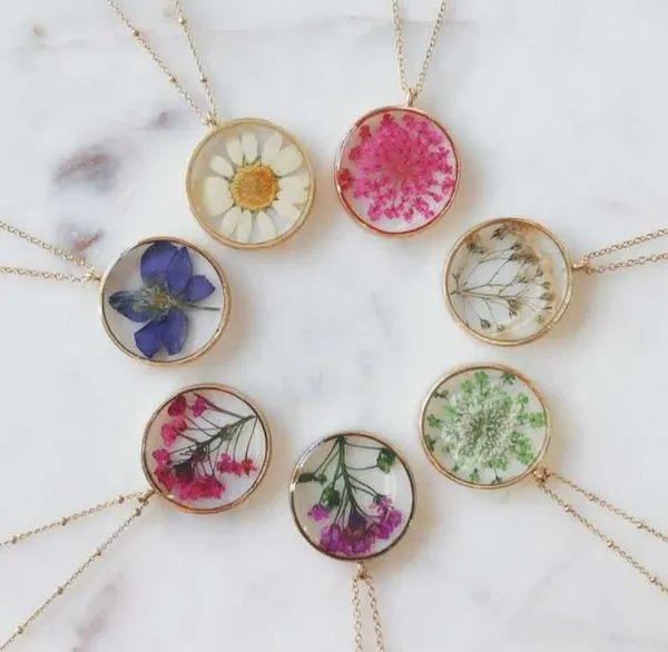 Pressed_Real_Flower_Resin_Pendant_Necklaces