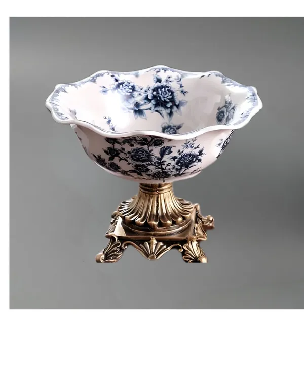 White_Porcelain_Classic_Floral_Bowl_With_Gold_Metal_Stand