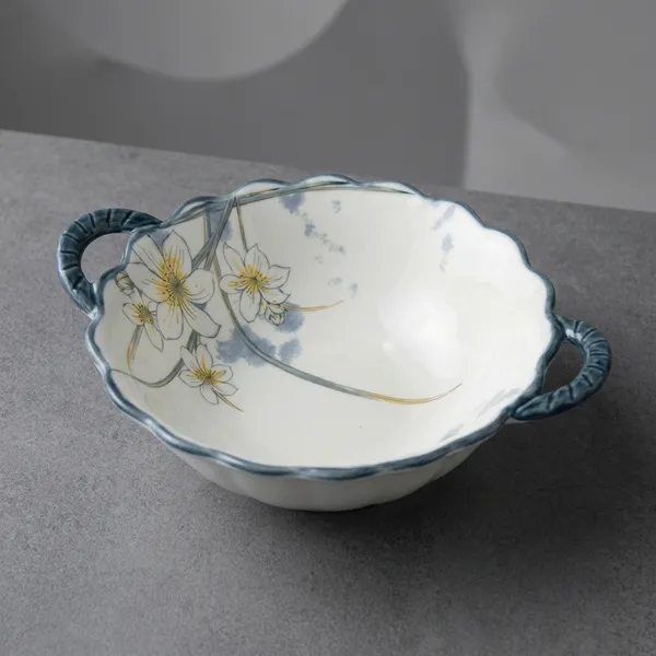 Off_White_Ceramic_Scalloped_Rim_Bowl