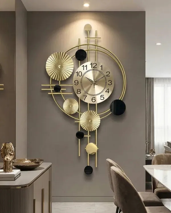 Gold_And_Black_Modern_Decorative_Wall_Clock_With_Ornamental_Design