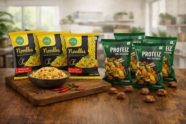 Proteiz_High_Protein_Plant_Based_Soy_&_Wheat_Chunks_(Pack_Of_4)_+_Pea_&_Soy_Protein_Instant_Noodles_(Pack_Of_6)