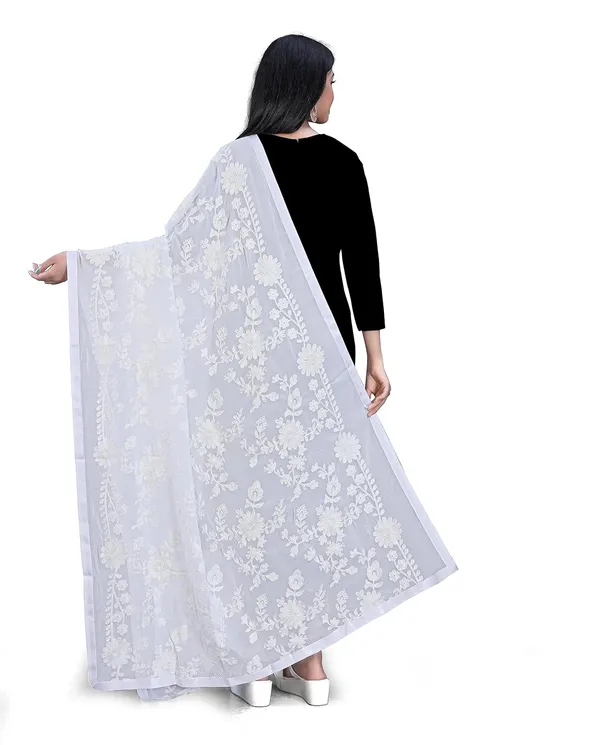 Women_Embroidered_Chiffon_Dupatta