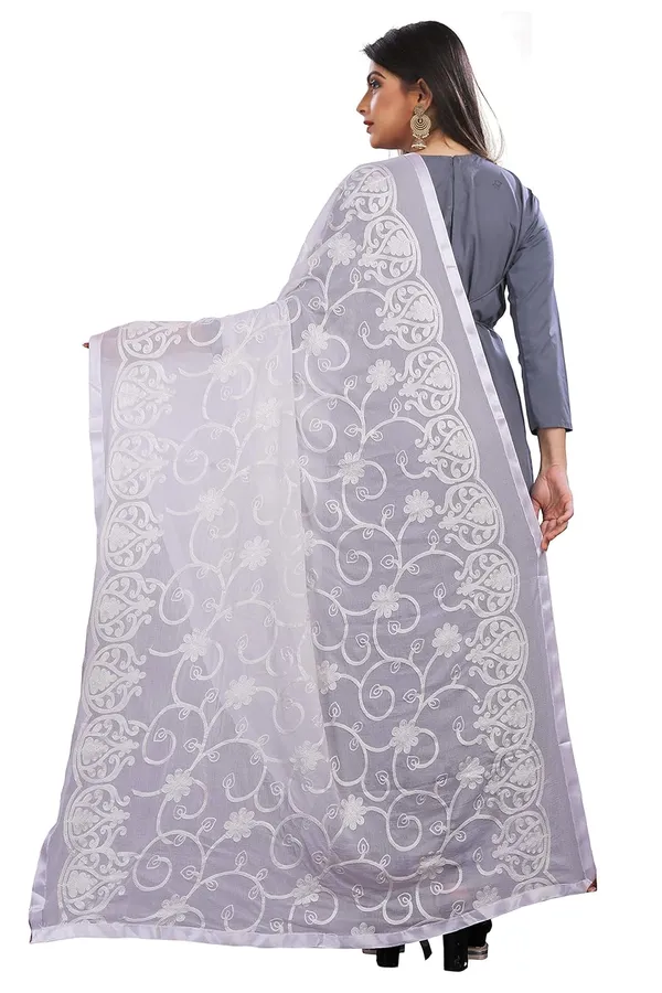 Miss_India_Women_Chiffon_Dupatta_With_Embroidery_Work