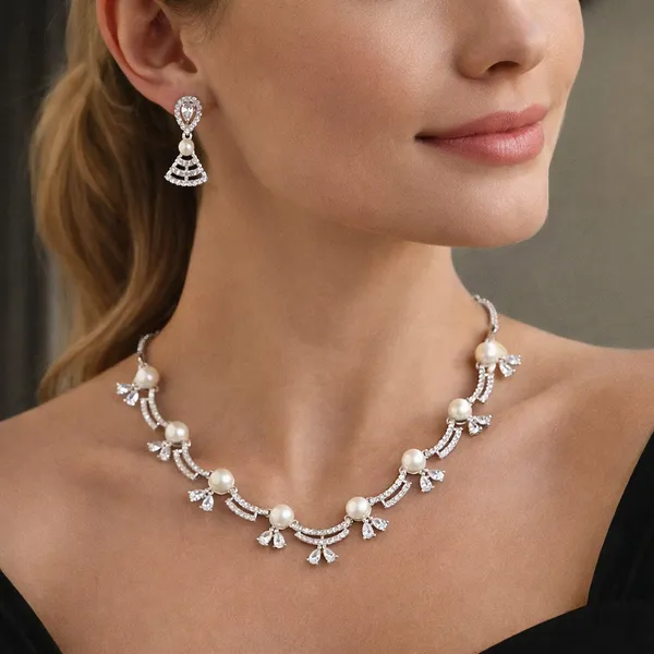 White_Pearl_Crystal_Fan_Design_Necklace_Set_For_Women