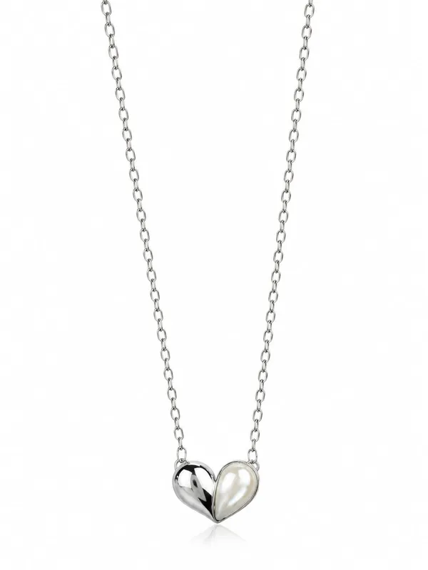 AMRITRATAN_Stainless_Steel_Heart_Pendant_Necklace_for_Women_&_Girls_|_Silver_Finish_Minimalist_Everyday_Jewellery_|_Office,_Casual,_Anniversary_&_Gift_Wear