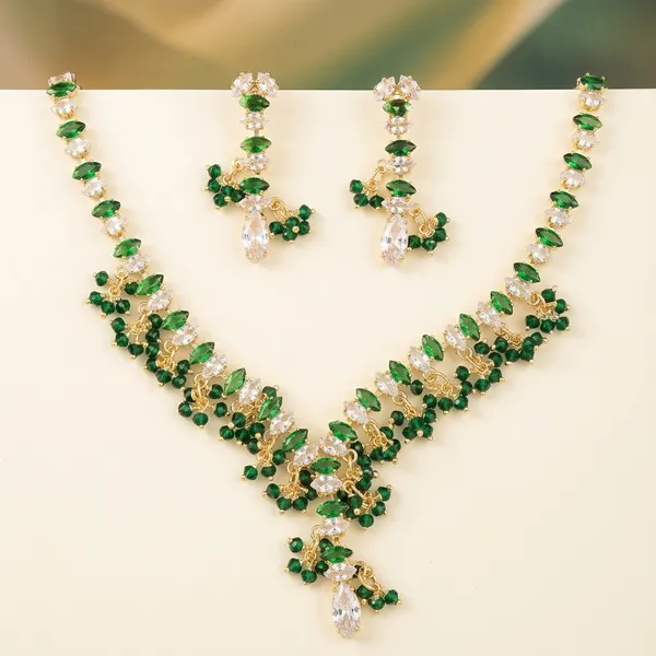 Green_White_American_Diamond_Stone_Necklace_Set_For_Women