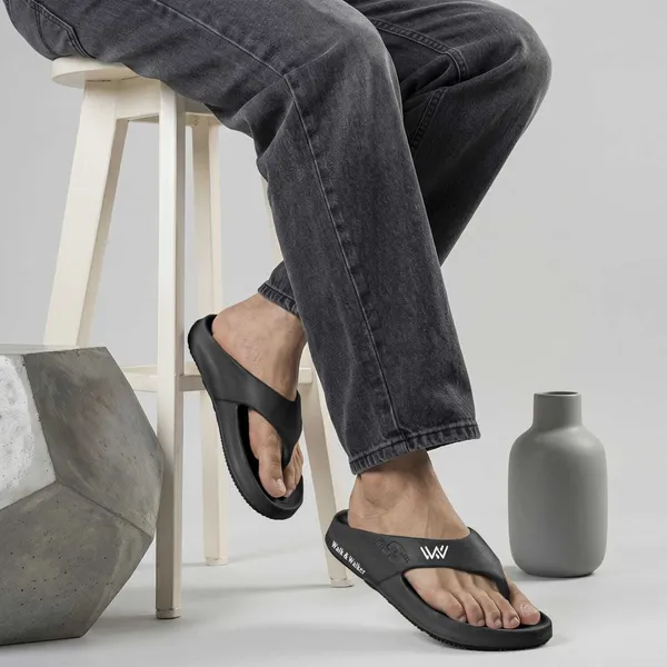 Black_Stylish_Casual_Slippers_For_Men