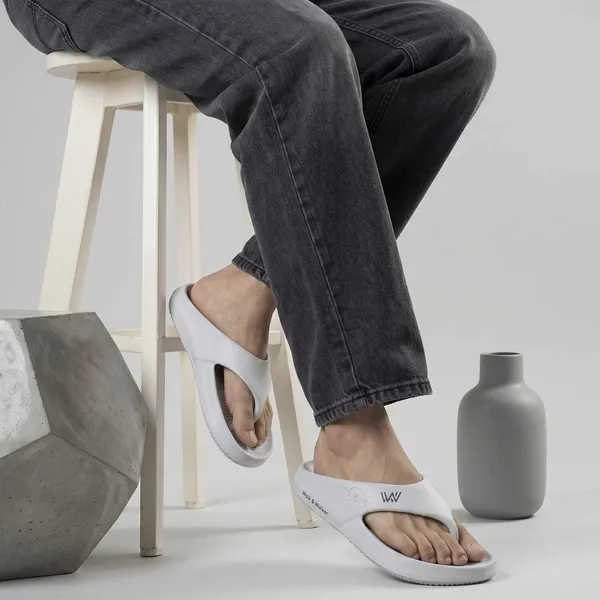 Grey_Stylish_Casual_Slippers_For_Men