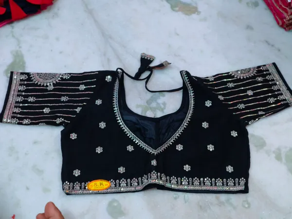 Black_Vichitra_Silk_Silver_Embroidered_Saree_Blouse_For_Women