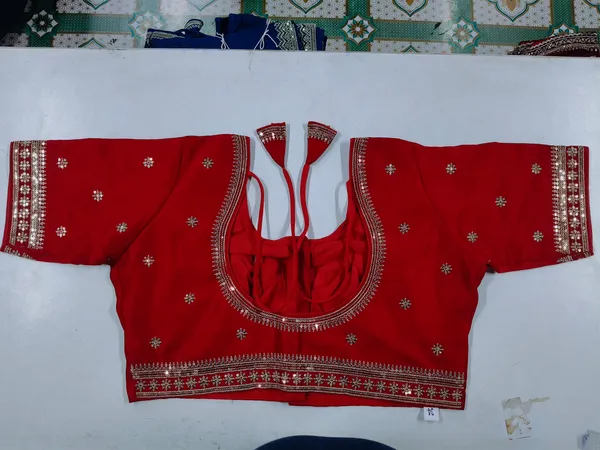 Red_Vichitra_Silk_Embroidered_Saree_Blouse_For_Women