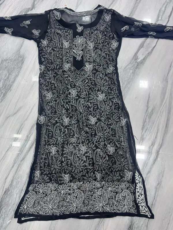 Navy_Blue_Faux_Georgette_Embroidered_Pakistani_Kurta_Set_For_Women
