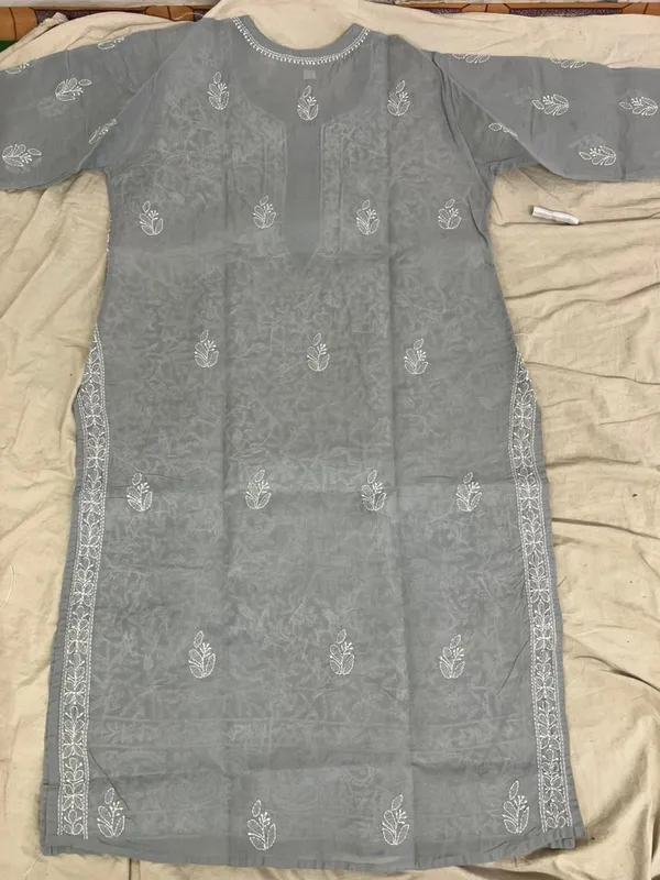 Grey_Faux_Georgette_Chikankari_Embroidered_Kurti_For_Women