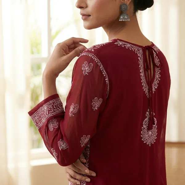 Maroon_Faux_Georgette_Floral_Embroidered_Kurti_For_Girls