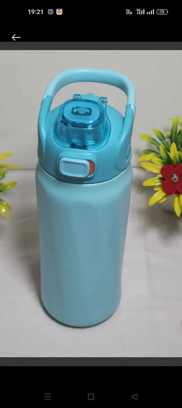 Stainless_Steel_Sky_Blue_Insulated_Water_Bottle_With_Straw