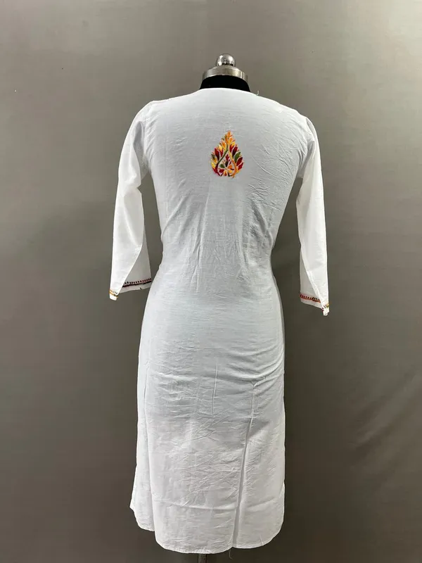 White_Cotton_Kurti