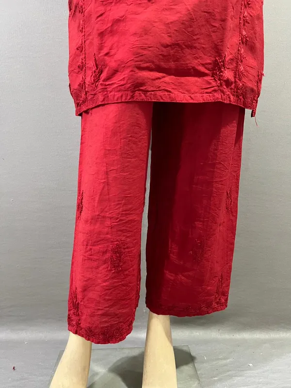 Maroon_Cotton_Embroidered_Kurta_Set