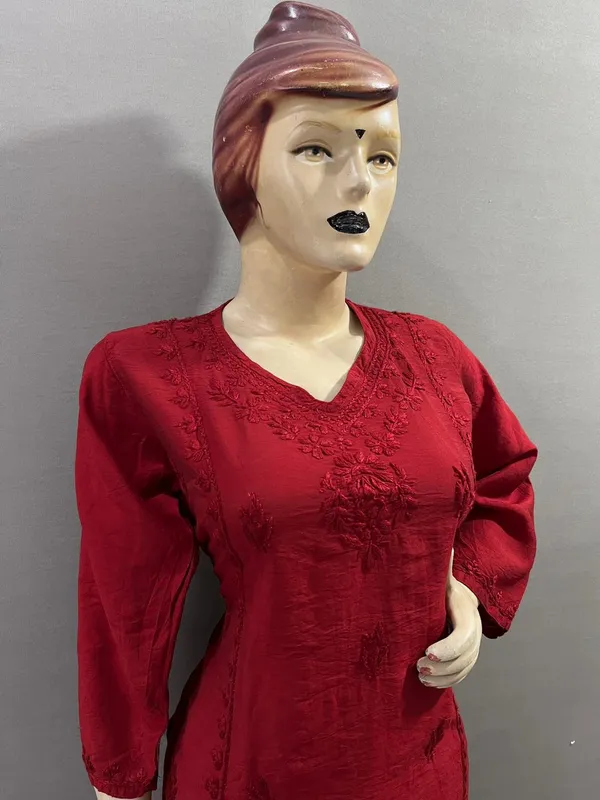 Maroon_Cotton_Embroidered_Kurta_Set