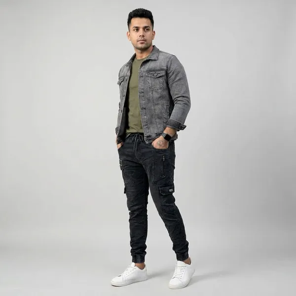 Black_Cotton_Blend_Jogger_Fit_Cargos_For_Men
