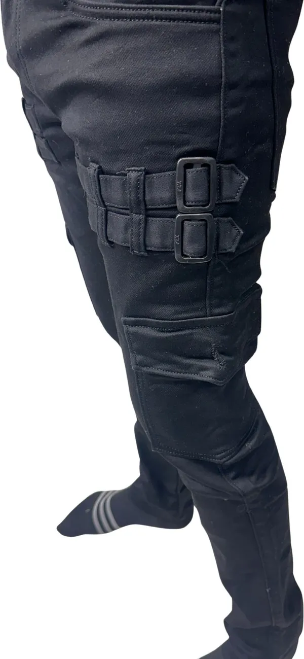 Black_Cotton_Lycra_Buckle_Strap_Cargos_For_Men