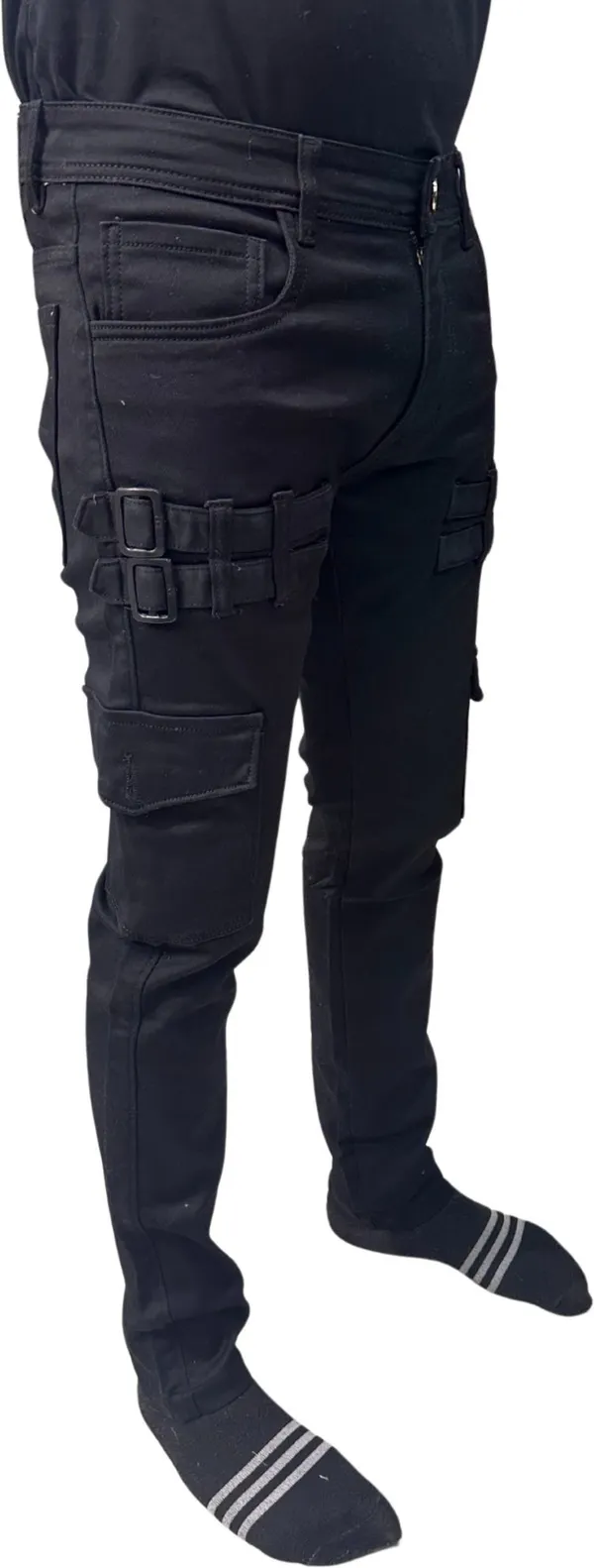 Black_Cotton_Lycra_Buckle_Strap_Cargos_For_Men
