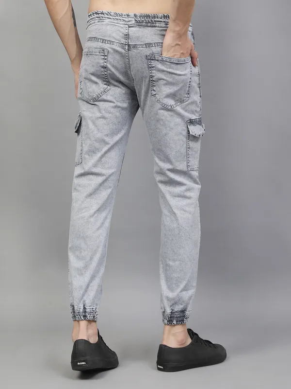 Grey_Cotton_Blend_Cargo_Pants_For_Men