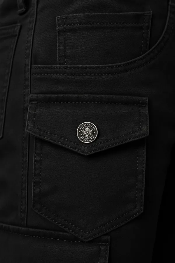 Black_Cotton_Blend_Comfort_Fit_Cargos_For_Men