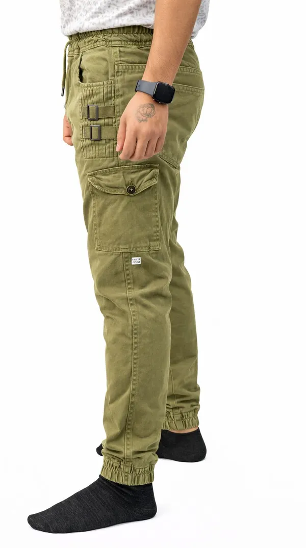Dark_Green_Cotton_Blend_Jogger_Fit_Cargos_For_Men