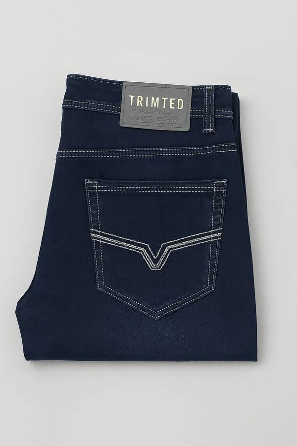 Dark_Blue_Cotton_Blend_Straight_Fit_Jeans_For_Men