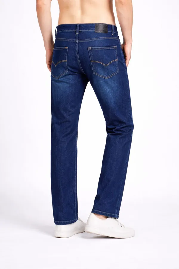 Dark_Blue_Cotton_Blend_Straight_Fit_Jeans_For_Men