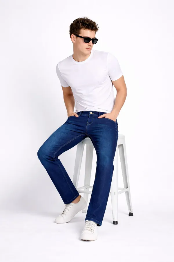 Dark_Blue_Cotton_Blend_Straight_Fit_Jeans_For_Men