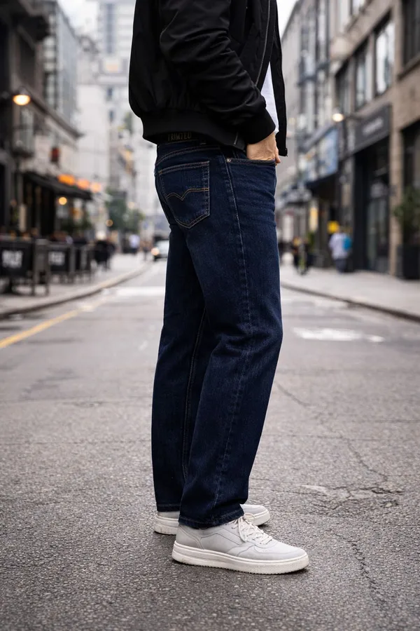 Dark_Blue_Cotton_Blend_Straight_Fit_Jeans_For_Men