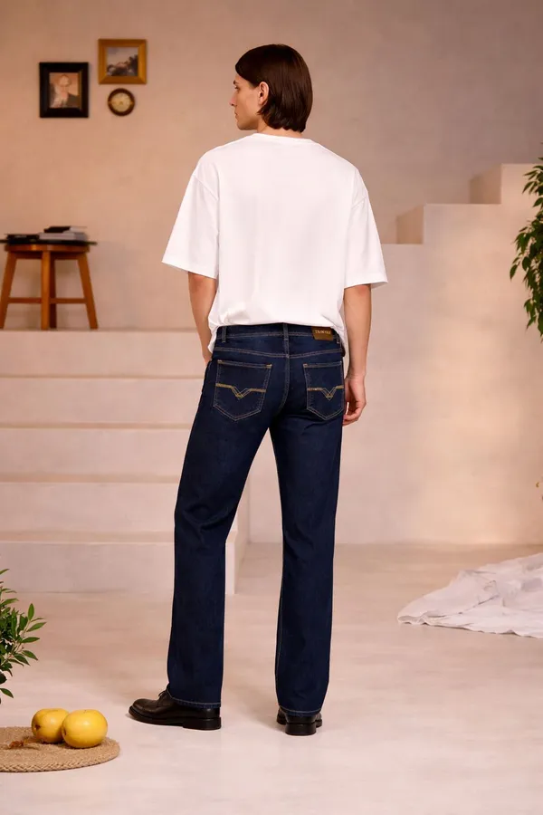 Dark_Blue_Denim_Straight_Fit_Jeans_For_Men