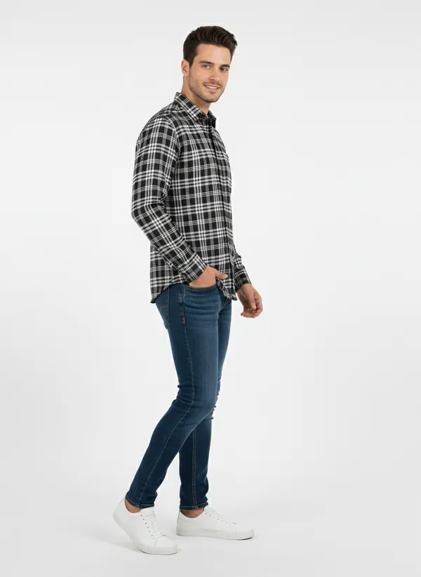 Black_And_White_Blended_Cotton_Shirt_For_Men