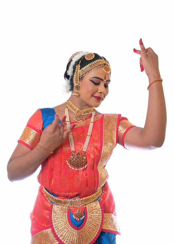 Red_Blue_Silk_Blend_Gold_Border_Bharatanatyam_Costume_For_Women