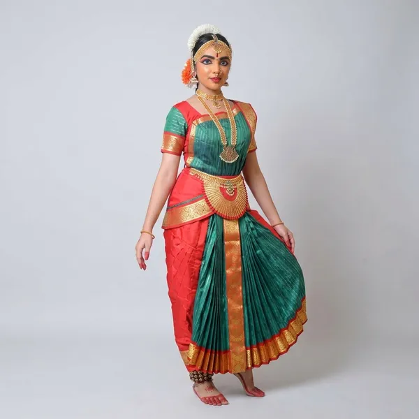 Red_Teal_Silk_Blend_Golden_Border_Bharatanatyam_Costume_For_Women
