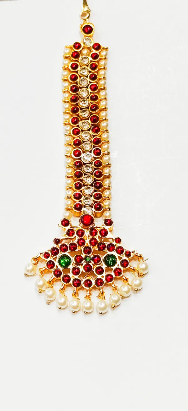 Gold_Alloy_Red_&_Green_Stone_Maang_Tikka_For_Women