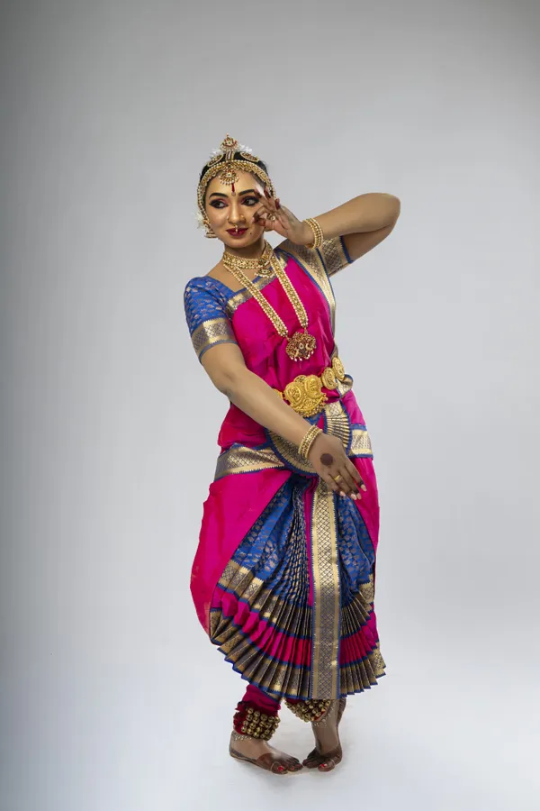 Pink_Blue_Silk_Blend_Bharatanatyam_Costume_Set_For_Women