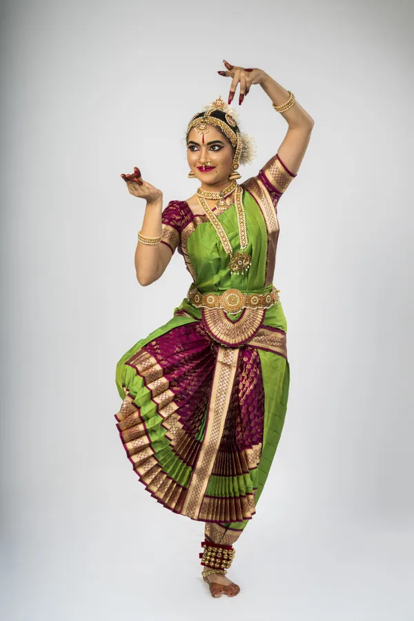 Green_Magenta_Silk_Blend_Bharatanatyam_Kuchipudi_Costume_For_Women
