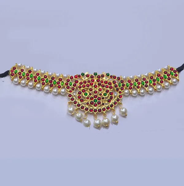 Gold_Alloy_Red_Green_Kemp_Stone_Pearl_Drop_Choker_For_Women