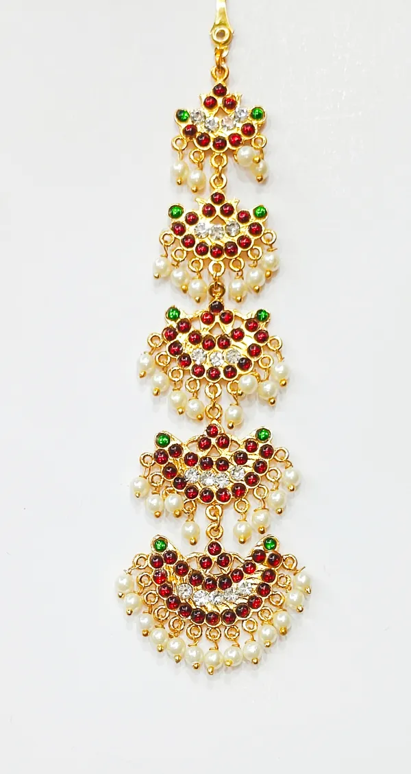 Gold_Alloy_Red_Green_Kundan_Pearl_Drop_Maang_Tikka_For_Women