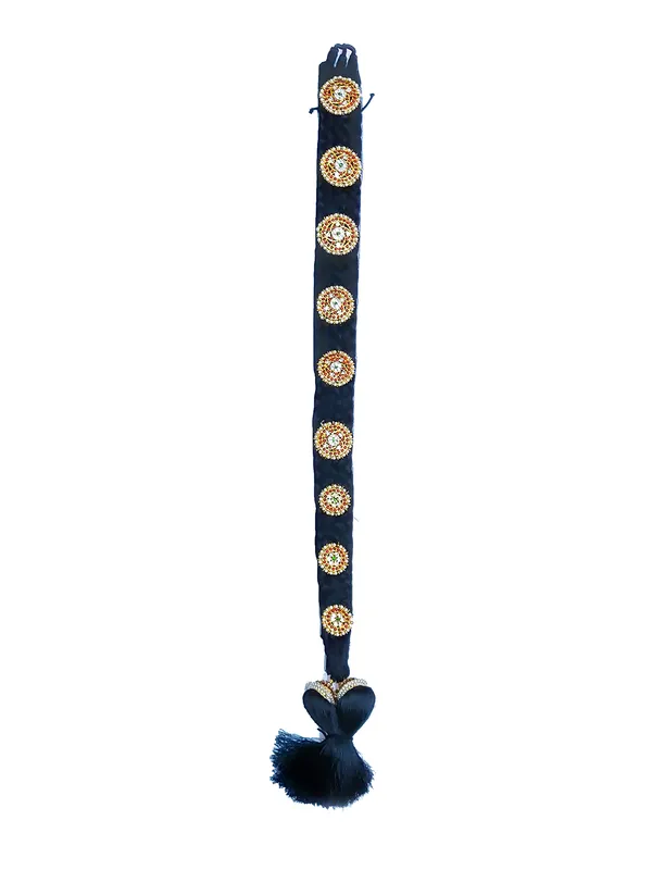 White_Gold_Fabric_Metal_Decorative_Tassel_Accessory_For_Women