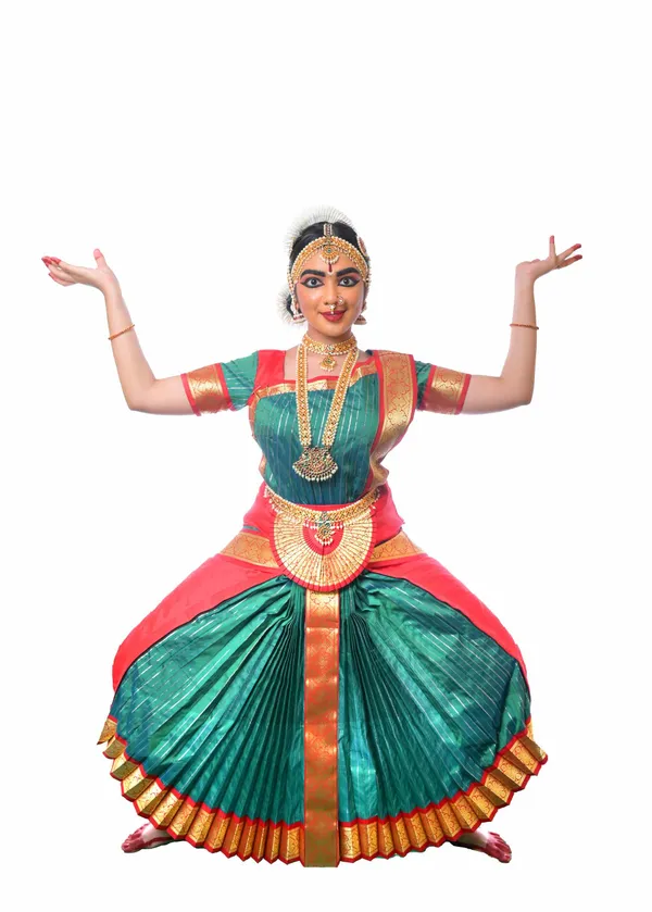Red_Teal_Silk_Blend_Golden_Border_Bharatanatyam_Costume_For_Women