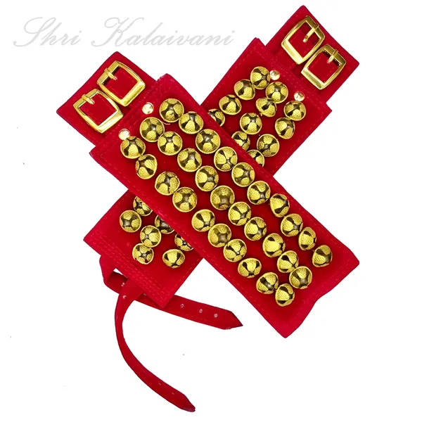 Brass_3_Line_Ghungroo_Ankle_Bells_Maroon_Velvet_Pad_Adjustable_Strap