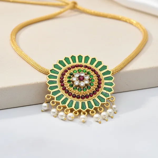 Gold_Alloy_Green_Red_Stone_Pearl_Short_Necklace_For_Women