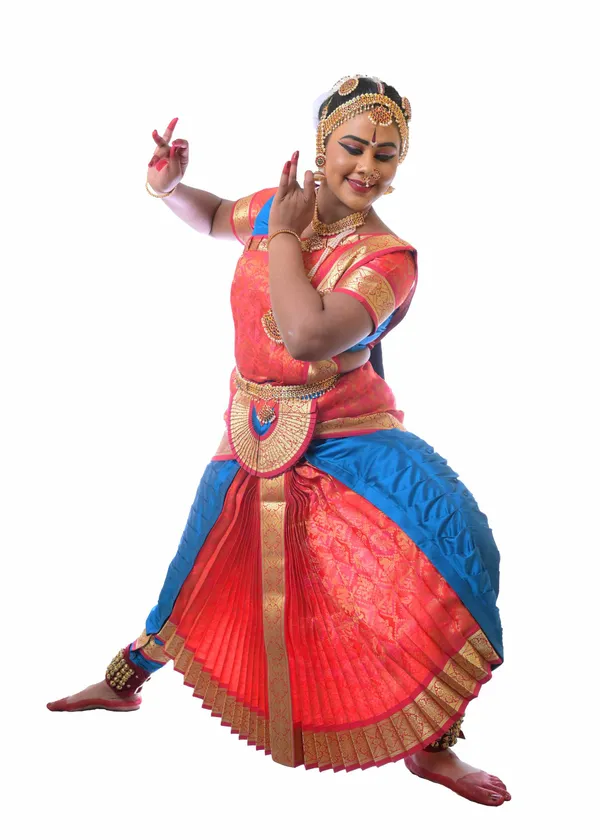 Red_Blue_Silk_Blend_Gold_Border_Bharatanatyam_Costume_For_Women